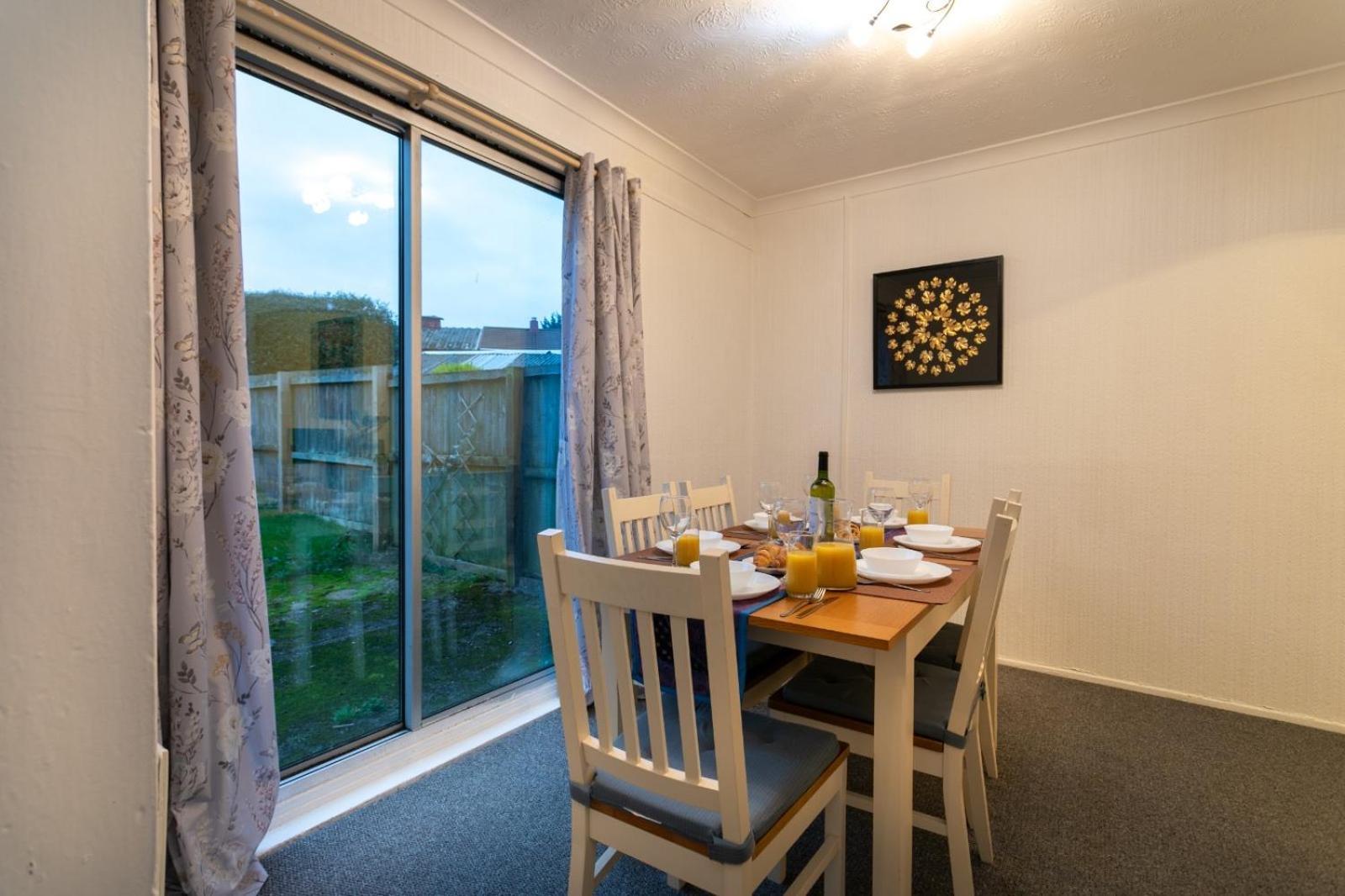 Cozyhome-3Br-5Guest#Netflix#Parking#Garden 诺丁汉 外观 照片