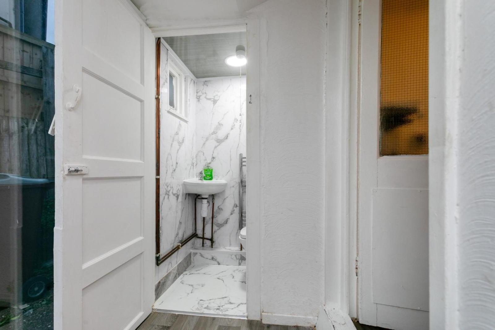 Cozyhome-3Br-5Guest#Netflix#Parking#Garden 诺丁汉 外观 照片