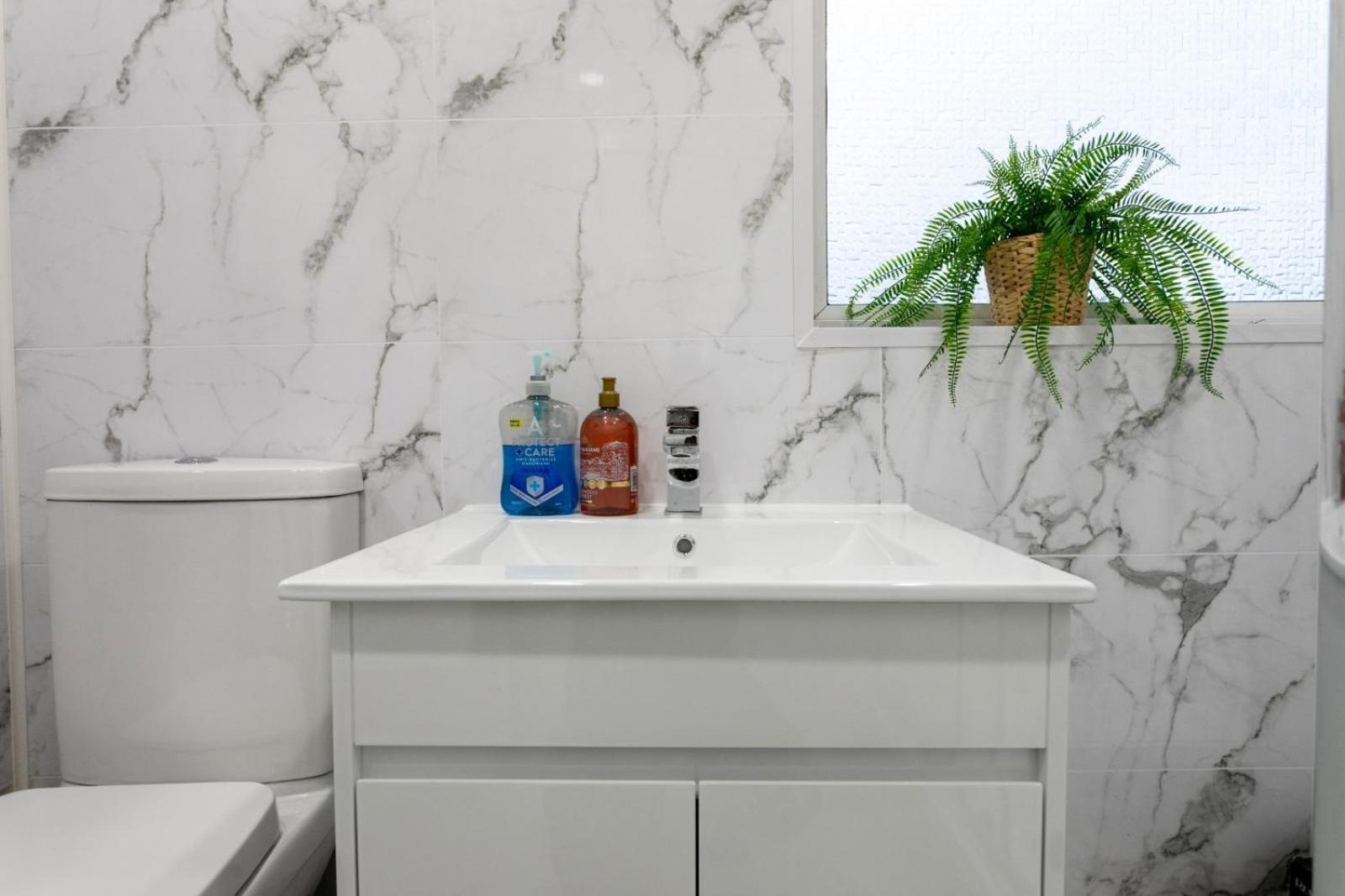 Cozyhome-3Br-5Guest#Netflix#Parking#Garden 诺丁汉 外观 照片